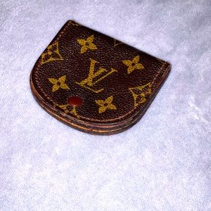 Vintage Louis Vuitton coin purse